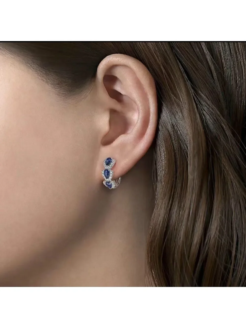 N/A huggie earrings